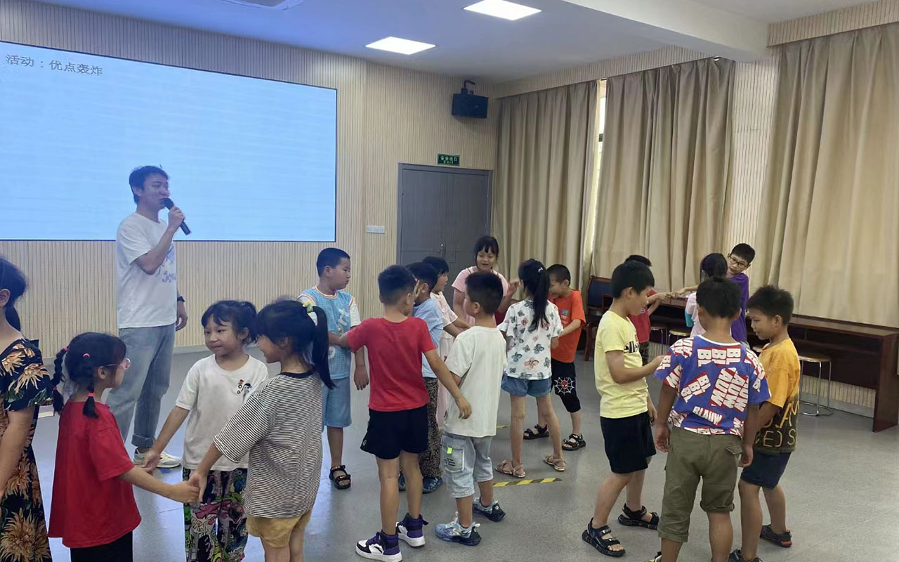 海盐龙观乡中心学校